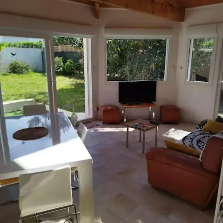 Garden Near Beach Wifi Air Conditioning Villa *